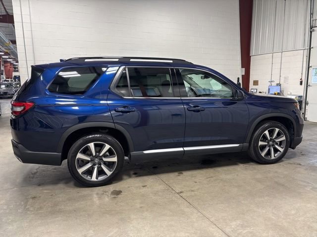 Certified 2023 Honda Pilot Touring image 7