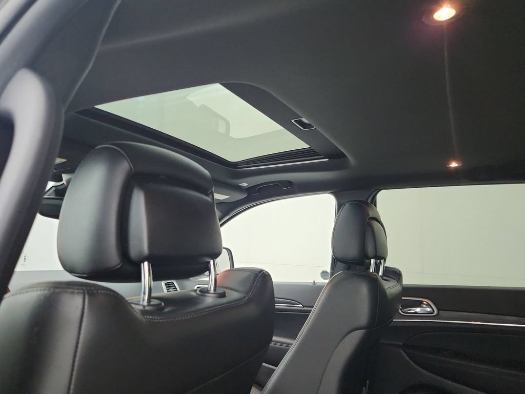 Used 2022 Jeep Grand Cherokee Limited AWD/4WD image 35