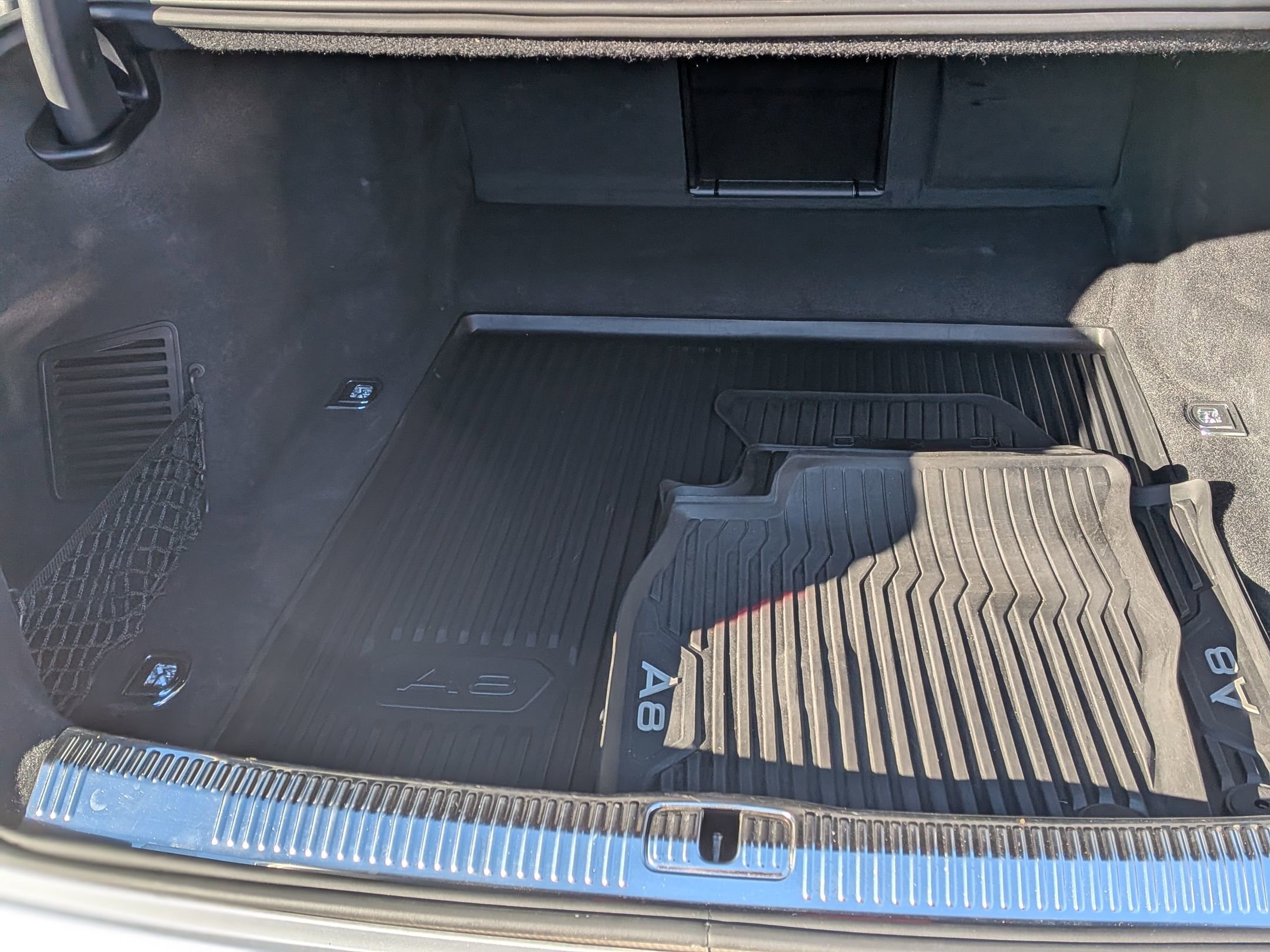 Used 2021 Audi A8 L 4.0T w/ Executive Plus Package image 34