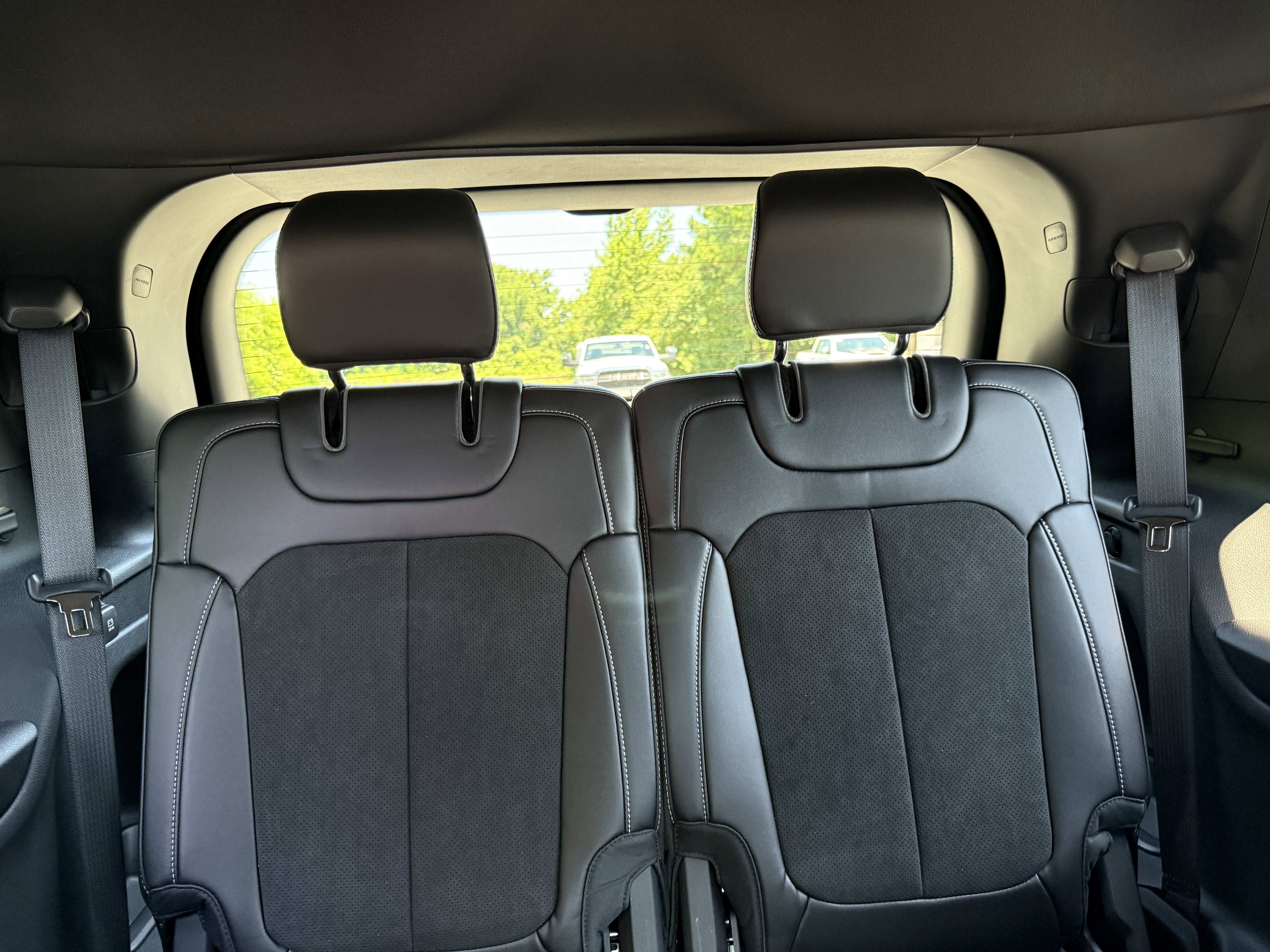 New 2025 Jeep Grand Cherokee L Altitude image 18