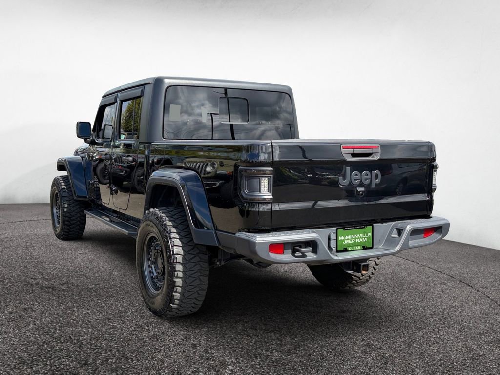 Used 2022 Jeep Gladiator Sport image 3