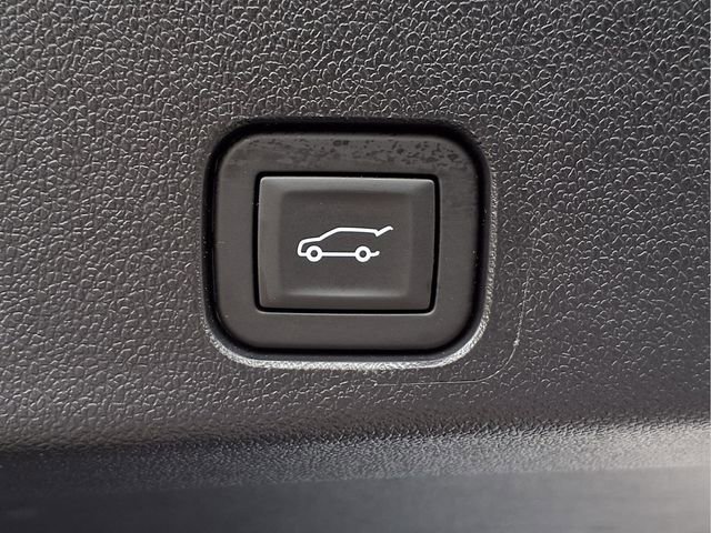 Certified 2025 Chevrolet Traverse High Country w/ LPO, Floor Liner Package image 26