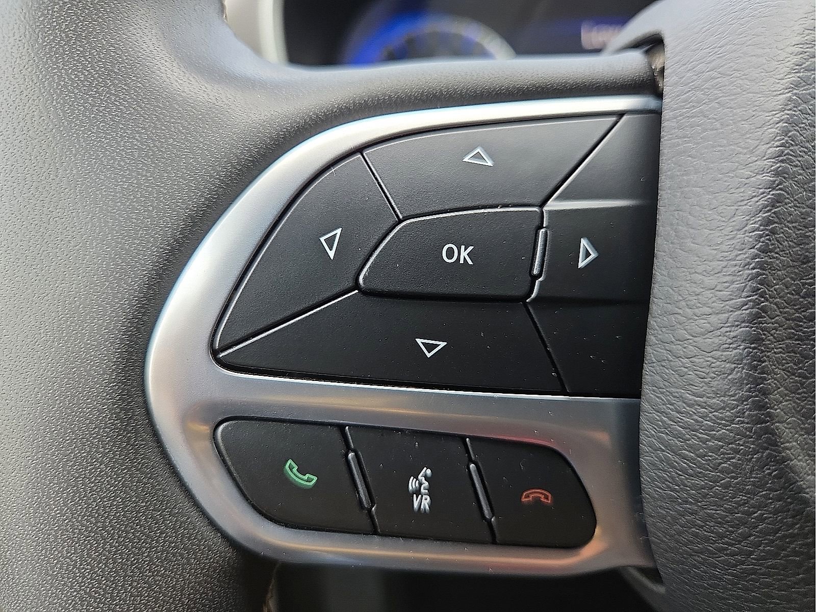 Used 2023 Chrysler Pacifica Touring-L FWD image 19