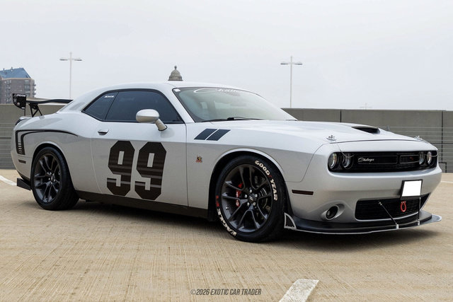 Used 2021 Dodge Challenger R/T Scat Pack RWD image 12