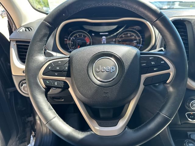 Used 2018 Jeep Cherokee Limited w/ High Altitude Package AWD/4WD image 27