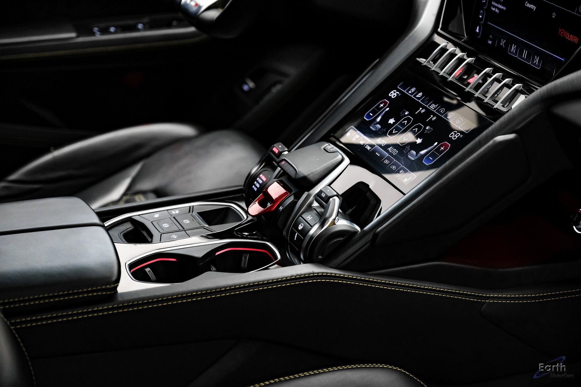 Used 2021 Lamborghini Urus image 64