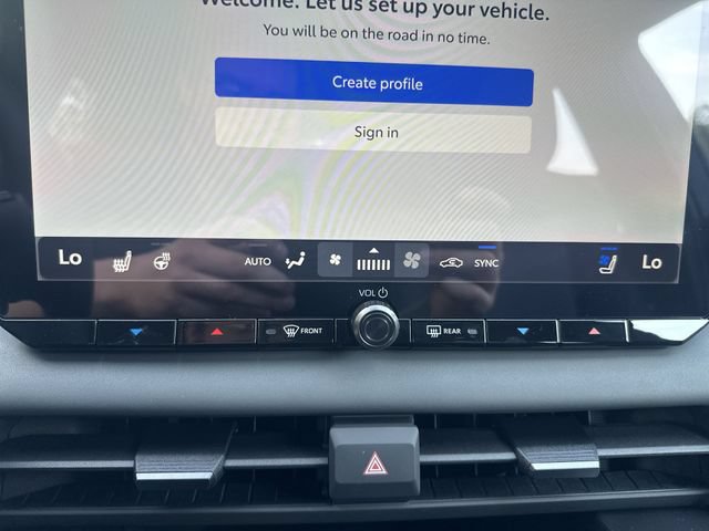 New 2026 Toyota RAV4 XSE w/ Panoramic Sun Roof Package AWD/4WD image 20