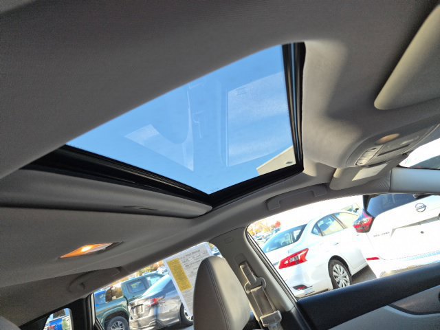 Used 2020 Nissan Rogue Sport SL w/ Premium Package AWD/4WD image 12