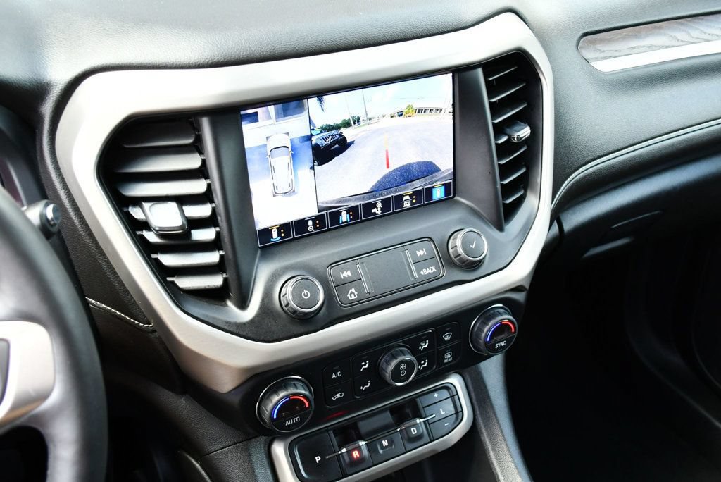Used 2021 GMC Acadia Denali w/ Denali Technology Package FWD image 54