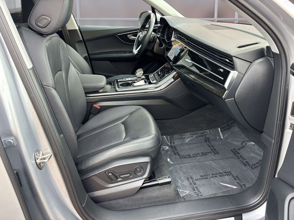 Used 2022 Audi Q7 3.0T Premium Plus image 21