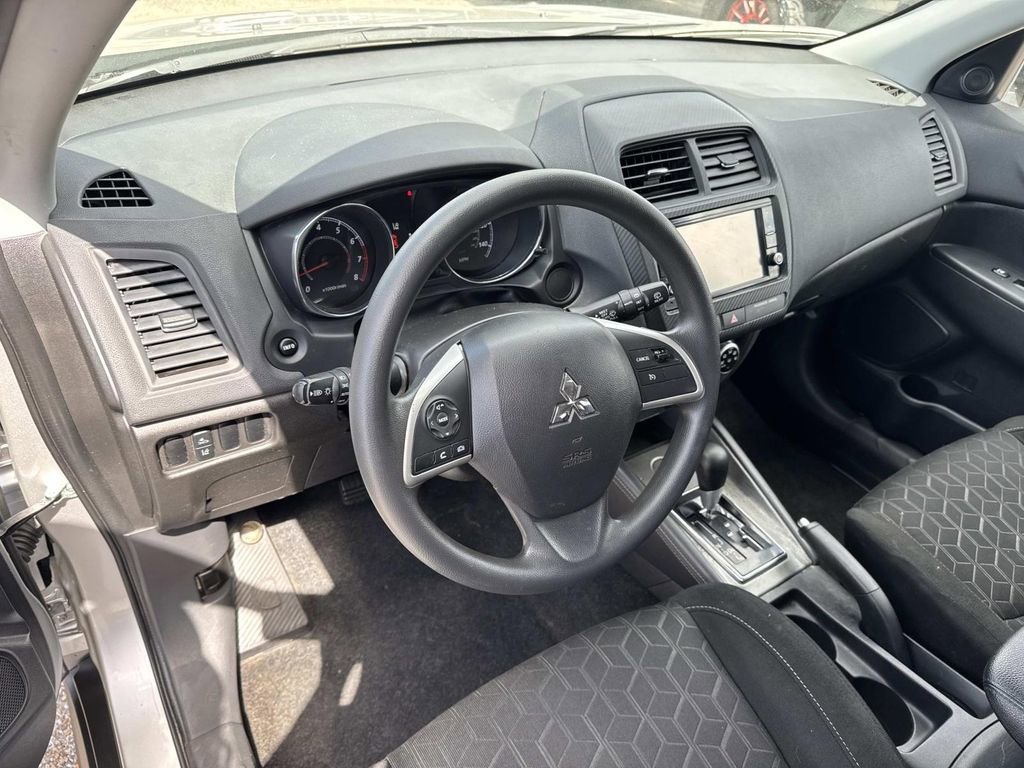 Used 2022 Mitsubishi Outlander Sport ES image 19
