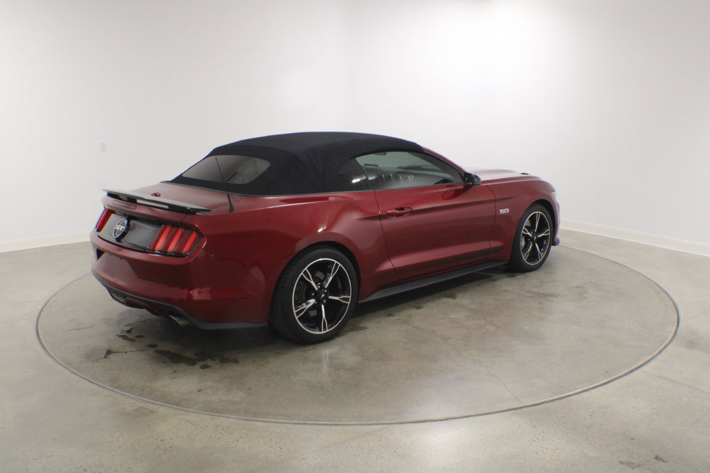 Used 2017 Ford Mustang GT Premium w/ Equipment Group 401A RWD image 5