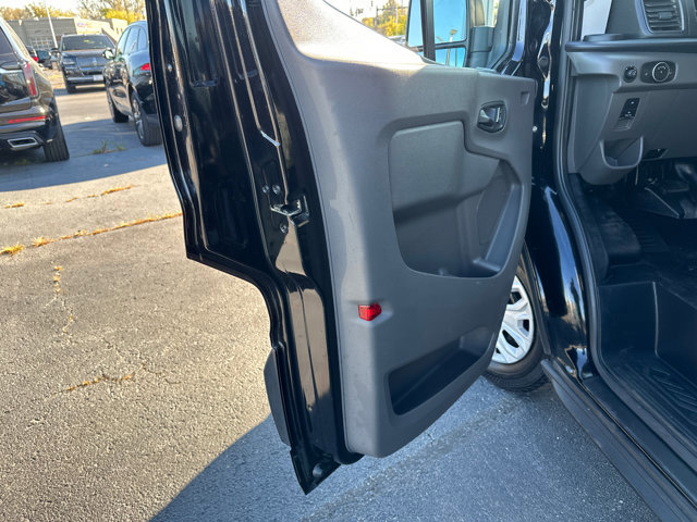 Used 2023 Ford Transit 350 XL image 27