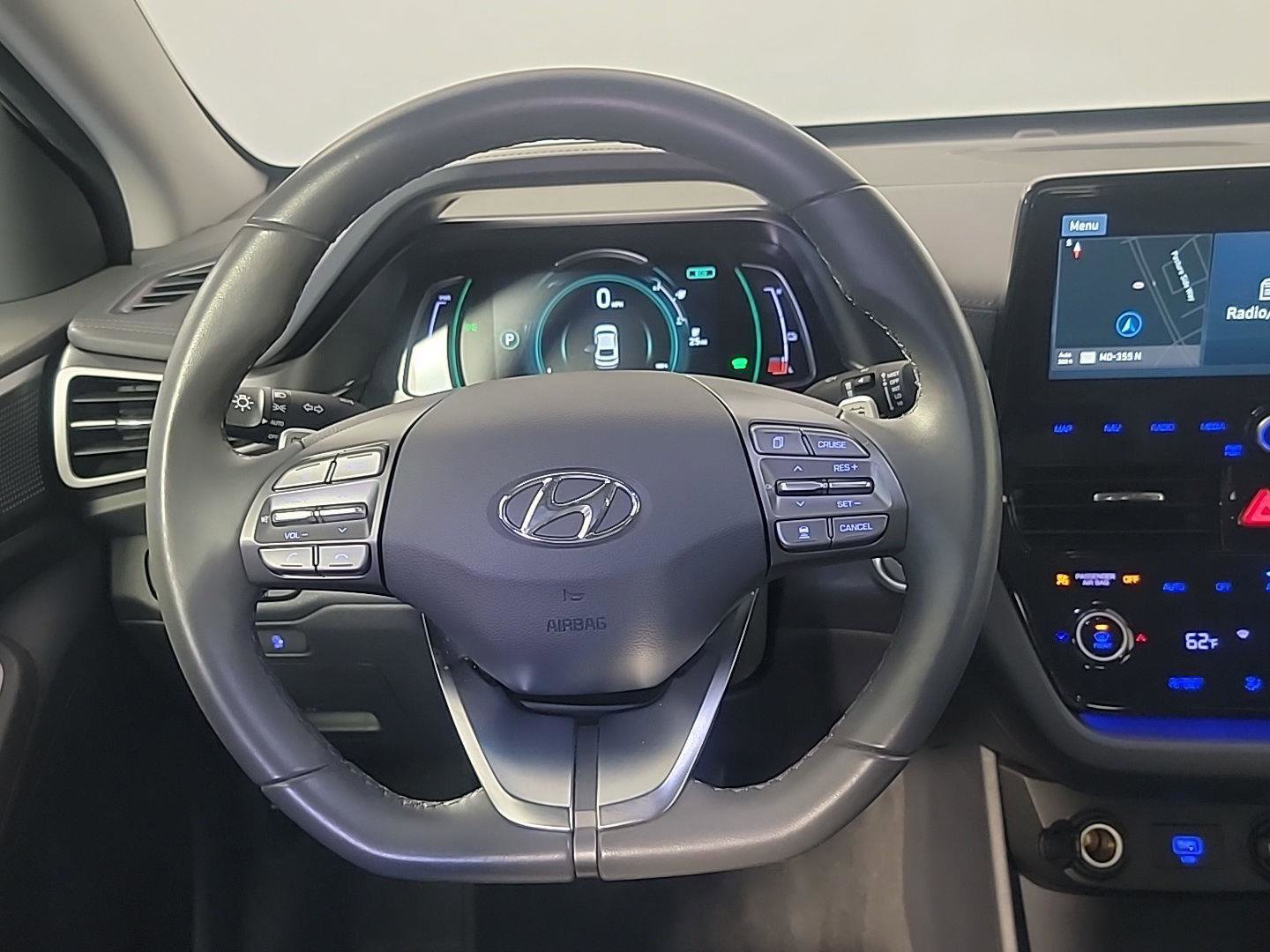 Used 2020 Hyundai Ioniq Limited image 19