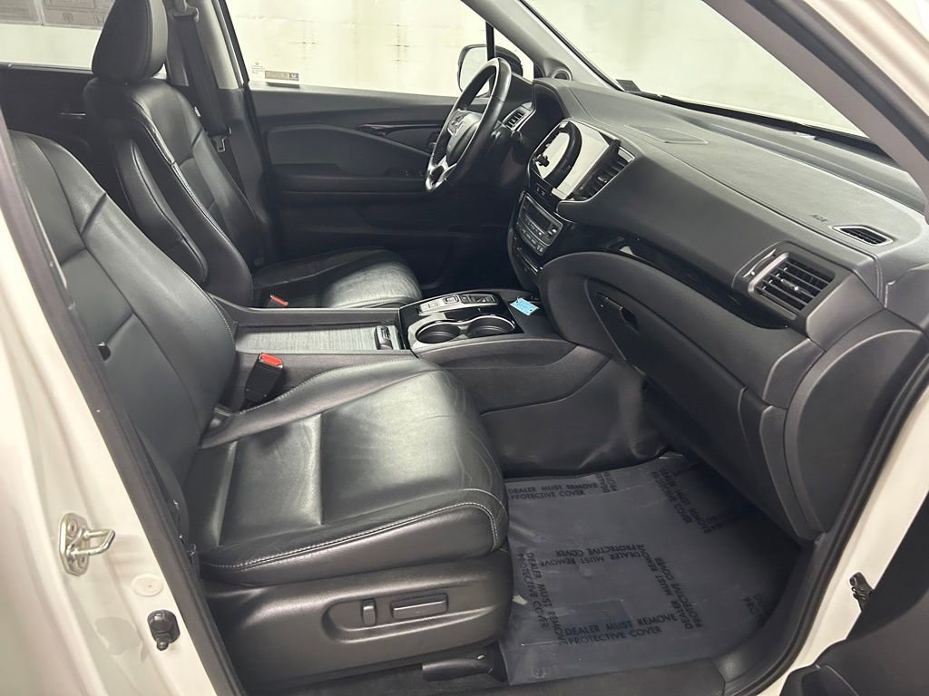 Used 2019 Honda Pilot Touring image 13