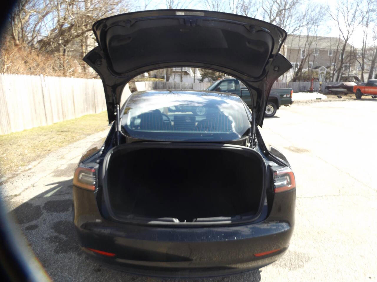 Used 2019 Tesla Model 3 Standard Range Plus image 6