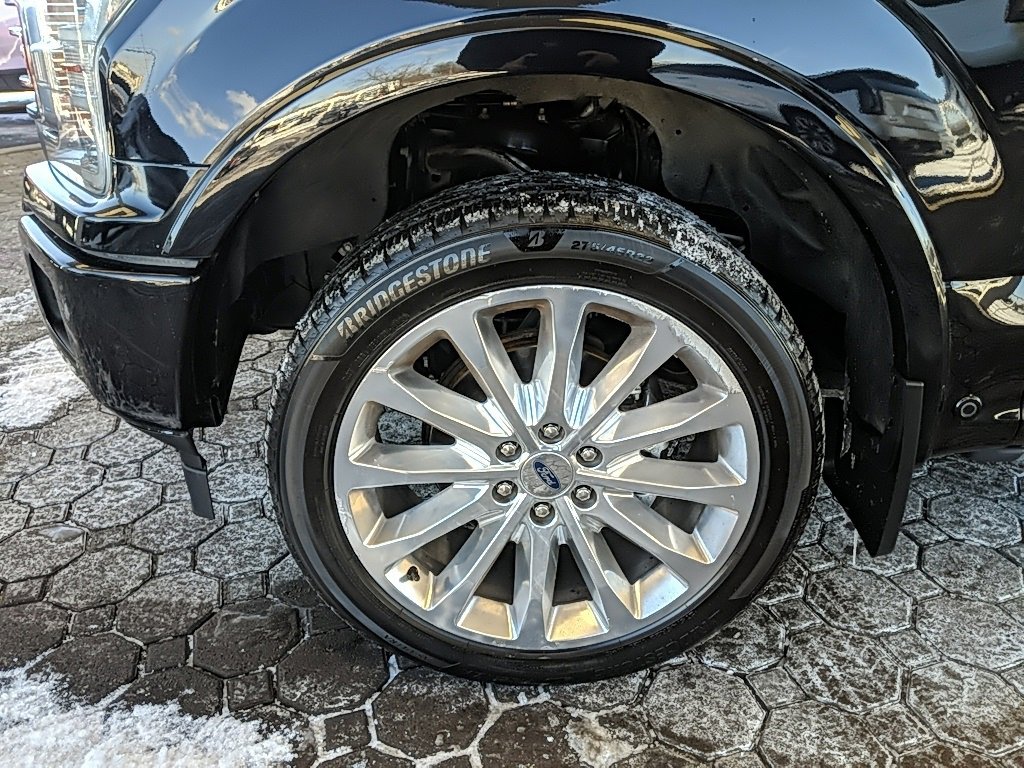 Used 2019 Ford F150 Limited w/ Trailer Tow Package image 9