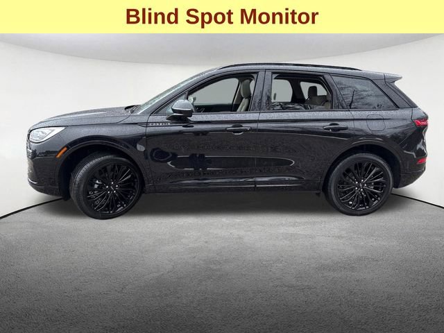 Used 2025 Lincoln Corsair Reserve w/ Equipment Group 202A image 6