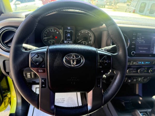 Used 2023 Toyota Tacoma TRD Sport w/ TRD Premium Sport Package AWD/4WD image 14