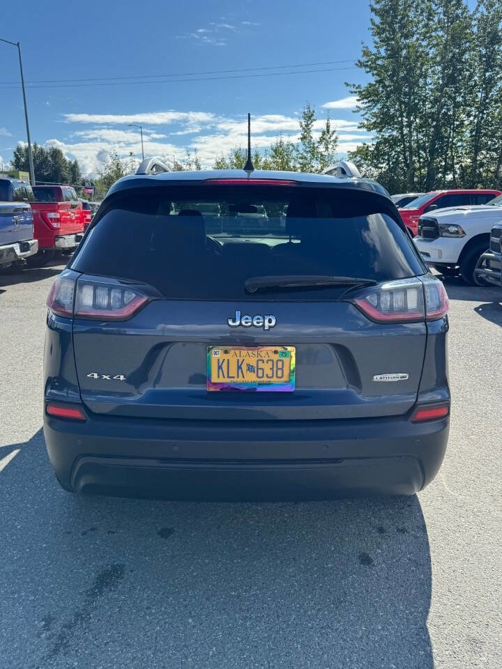 Used 2019 Jeep Cherokee Latitude Plus w/ Cold Weather Group image 19