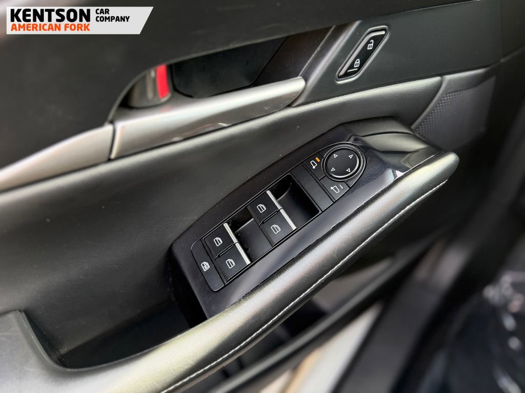 Used 2025 MAZDA CX-30 AWD 2.5 S w/ Select Sport Pkg image 24