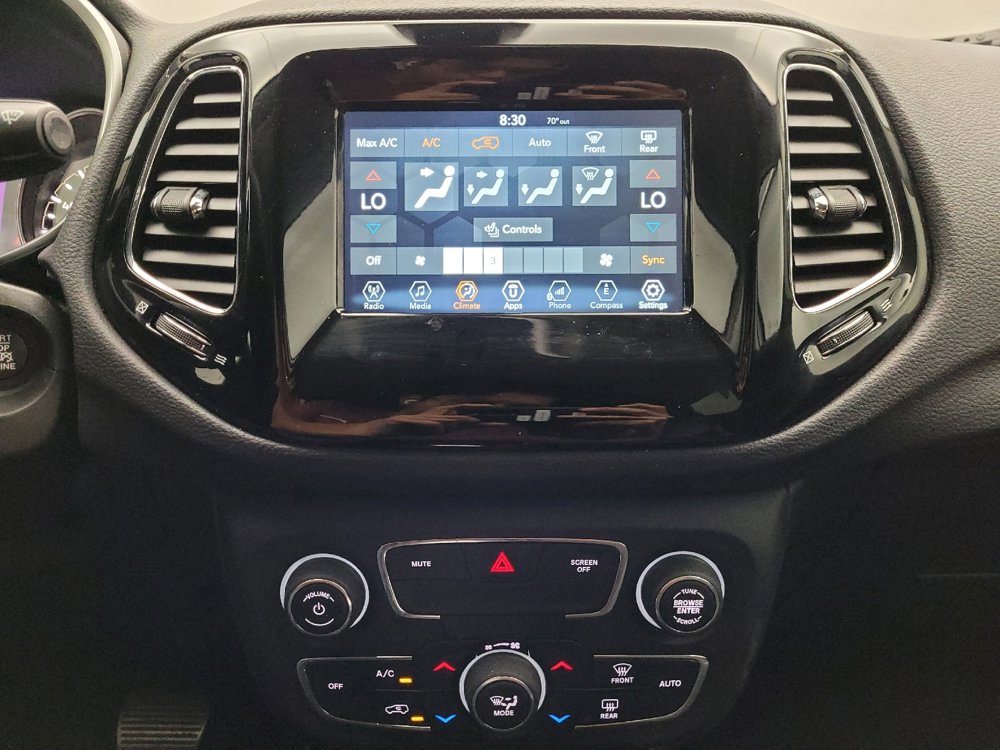 Used 2020 Jeep Compass Latitude image 25