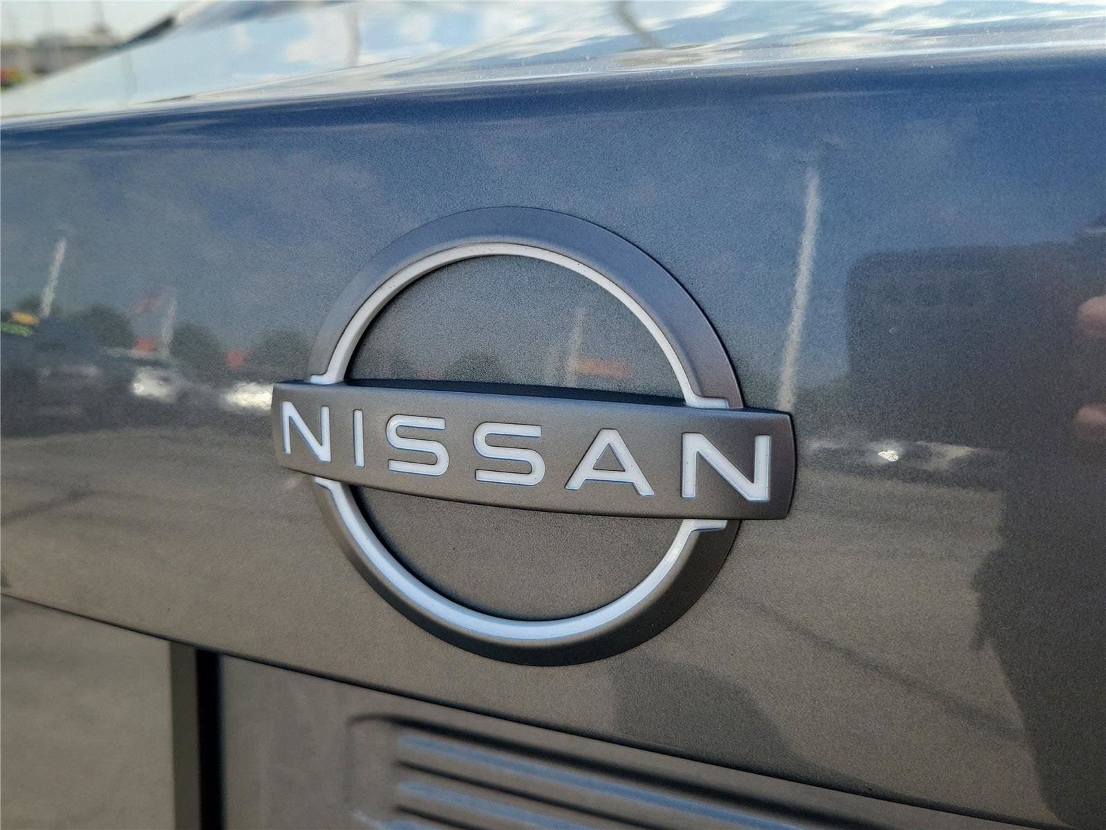 Used 2024 Nissan Sentra SV FWD image 8