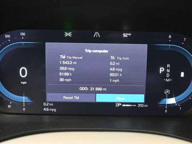 Used 2022 Volvo XC60 B5 Inscription w/ Climate Package image 27