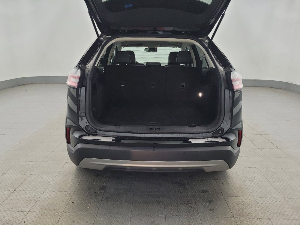Used 2024 Ford Edge SEL image 29