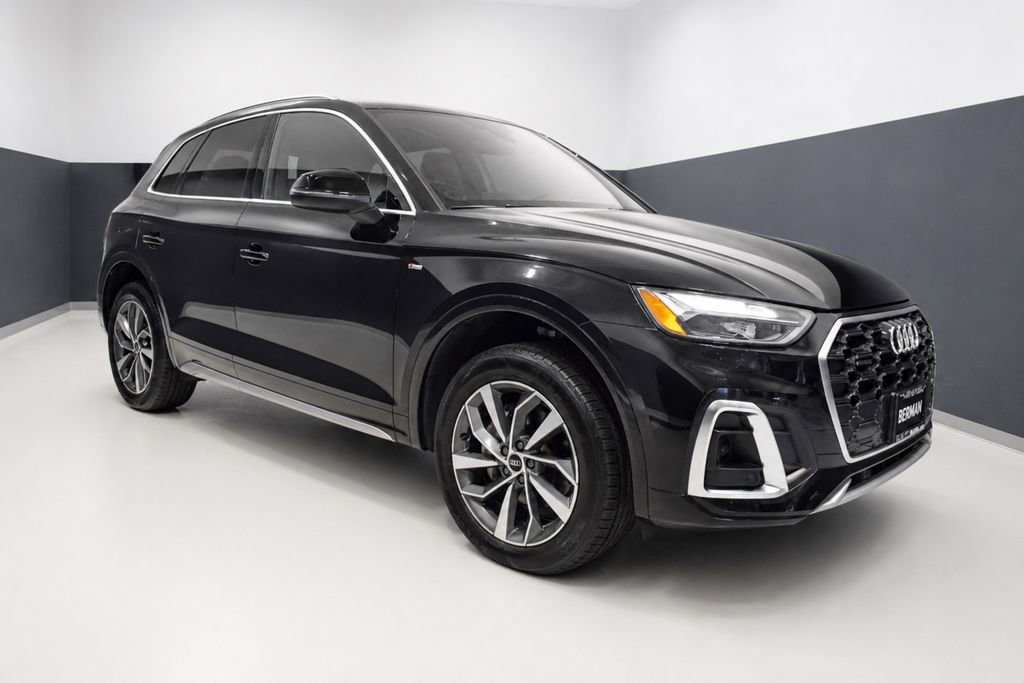 Used 2023 Audi Q5 2.0T Premium w/ Convenience Package AWD/4WD image 7