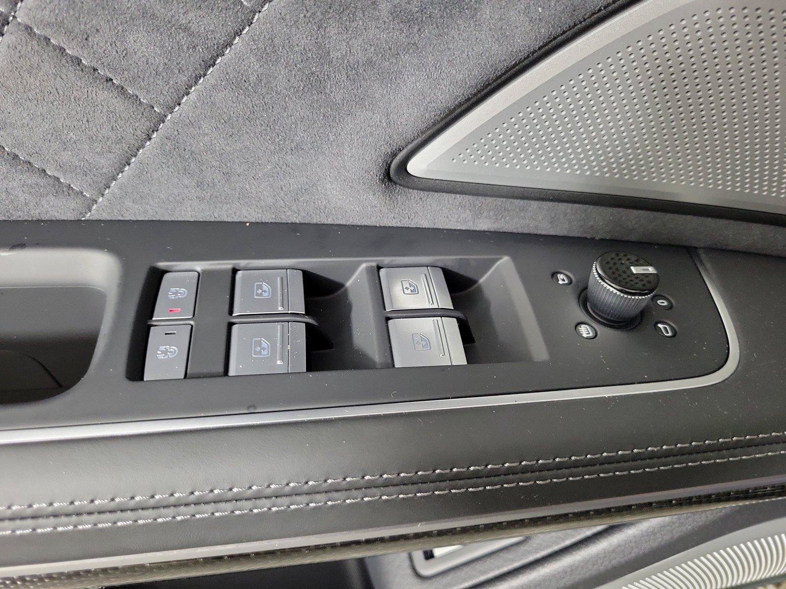 New 2027 Audi S8 AWD/4WD image 19