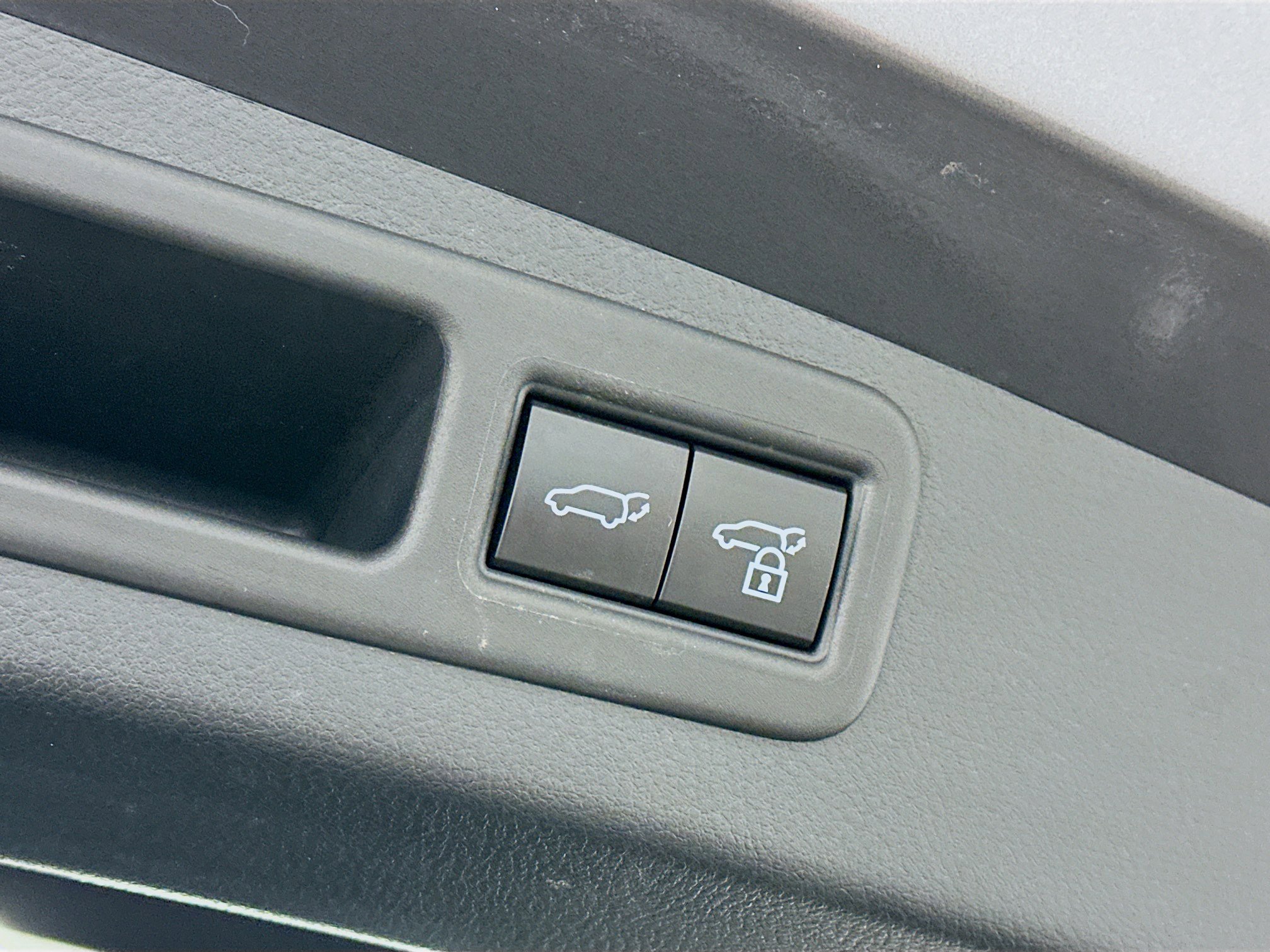 Used 2023 Lexus RX 350 Premium w/ Accessory Package image 32