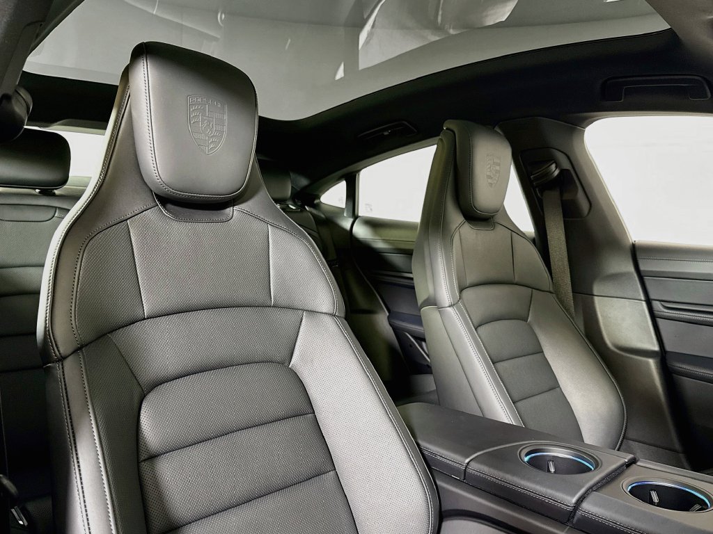 Certified 2026 Porsche Taycan 4S AWD/4WD image 18