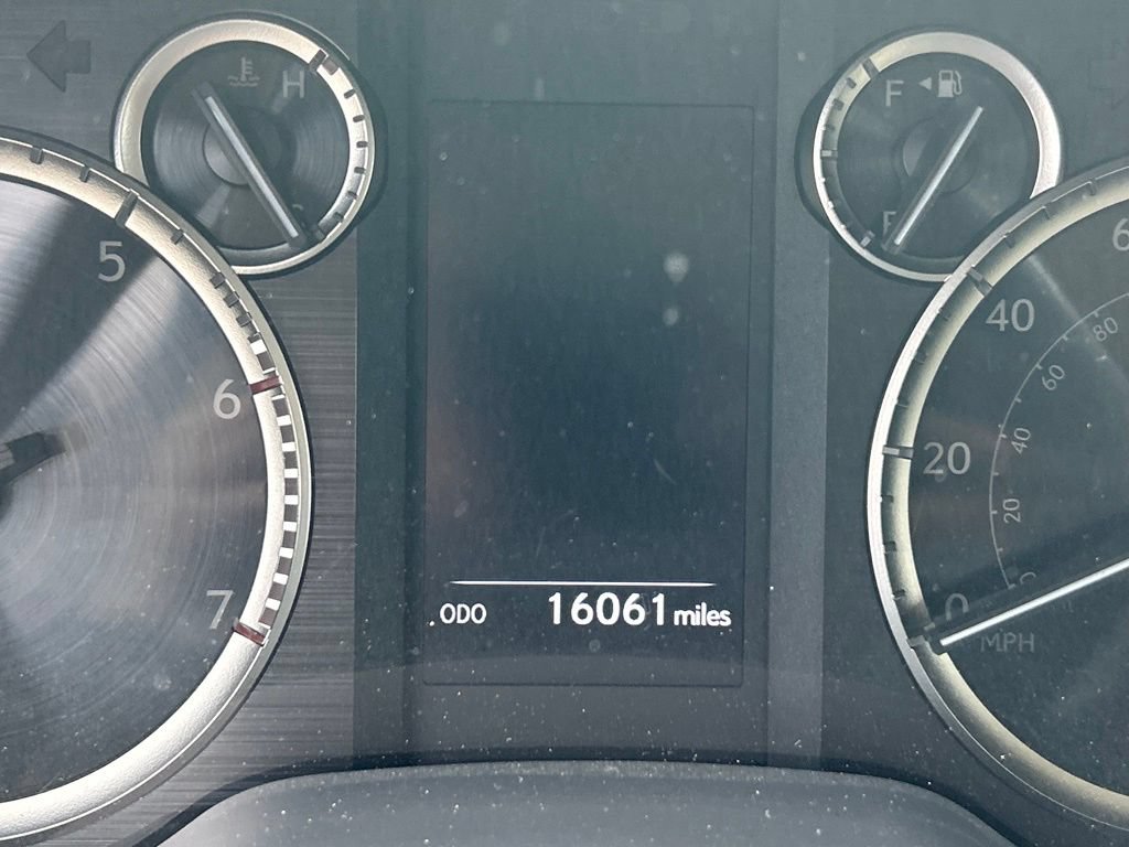 Used 2023 Lexus GX 460 Premium w/ Premium Package AWD/4WD image 18