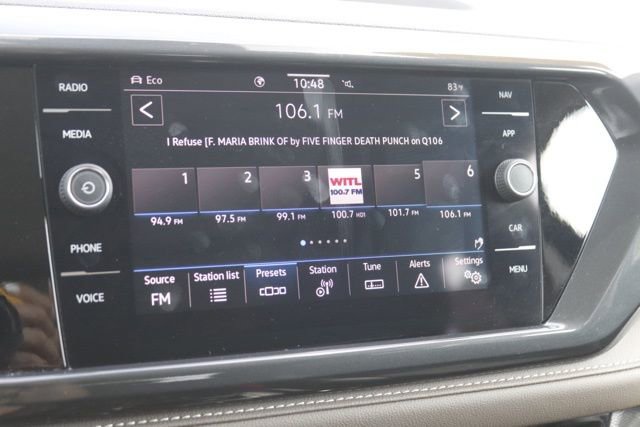 Used 2024 Volkswagen Taos SEL image 25