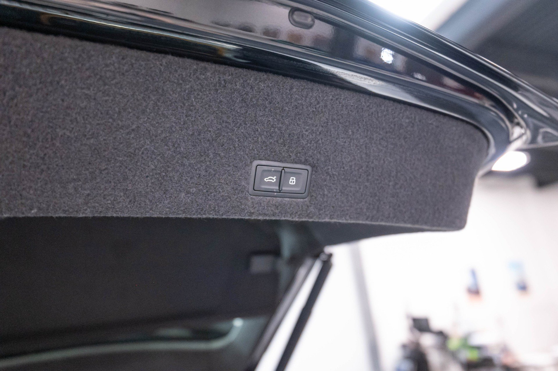 Used 2019 Lamborghini Urus AWD/4WD image 74