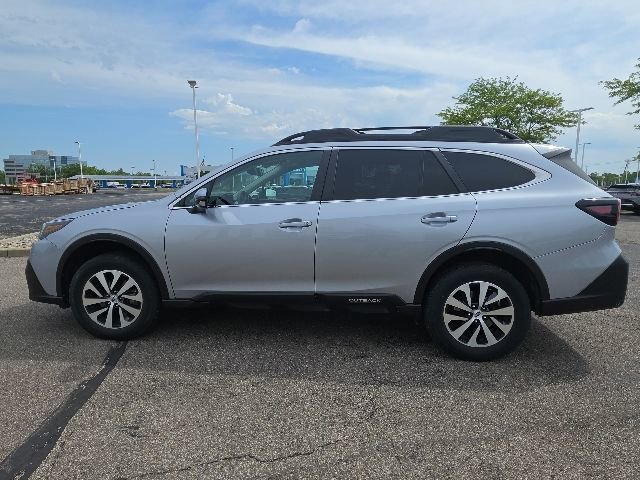 Used 2020 Subaru Outback Premium w/ Popular Package #1 AWD/4WD image 6