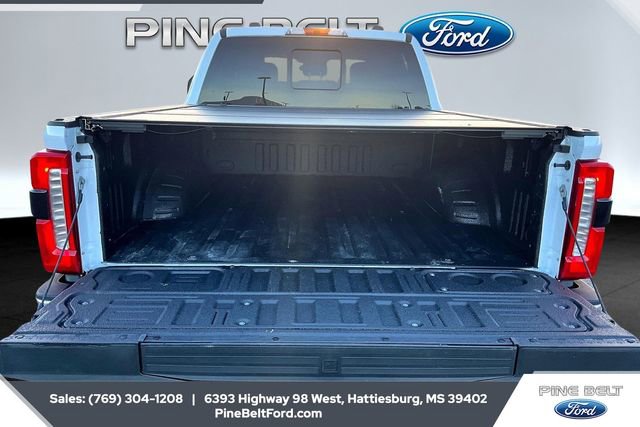 Used 2023 Ford F250 Lariat w/ Tow Technology Package image 12