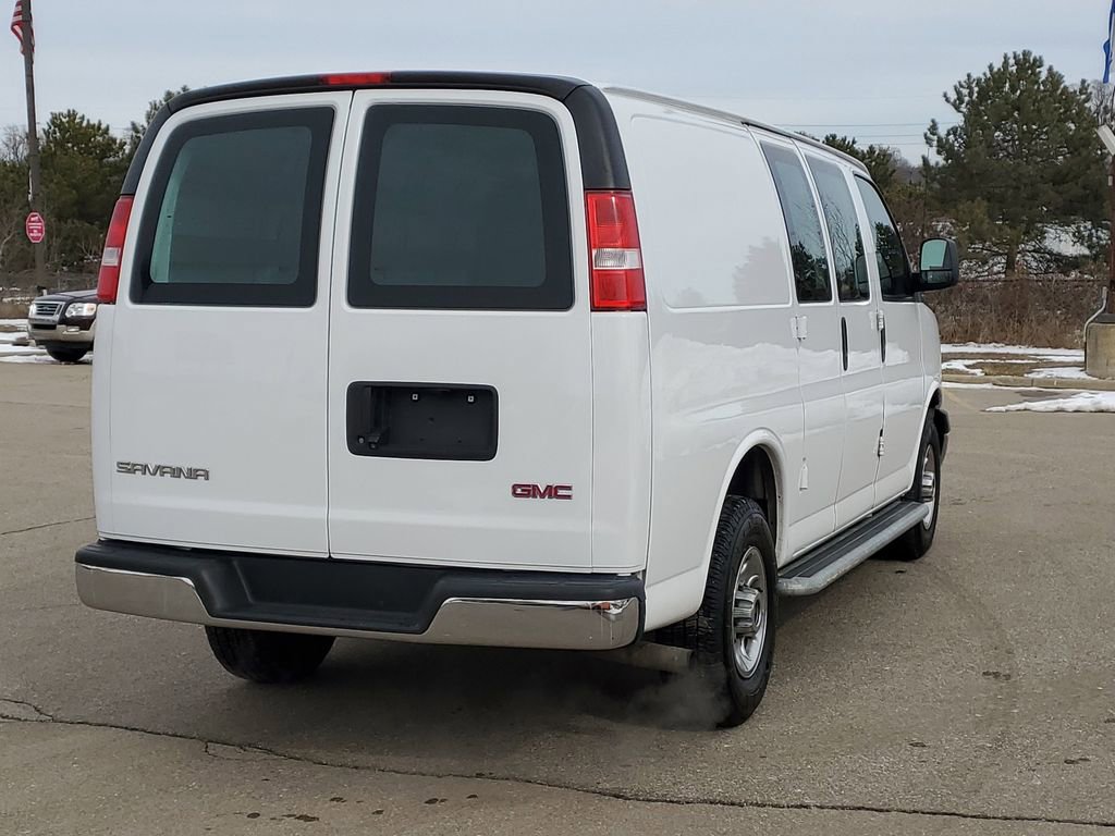 Used 2020 GMC Savana 2500 w/ Driver Convenience Package image 4