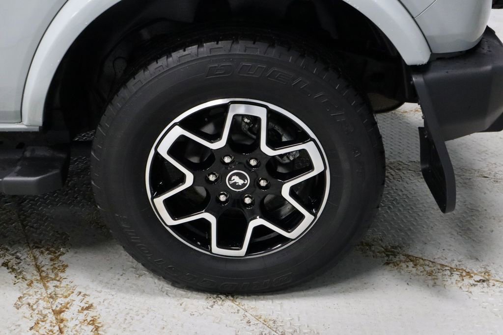 Used 2023 Ford Bronco Outer Banks image 20