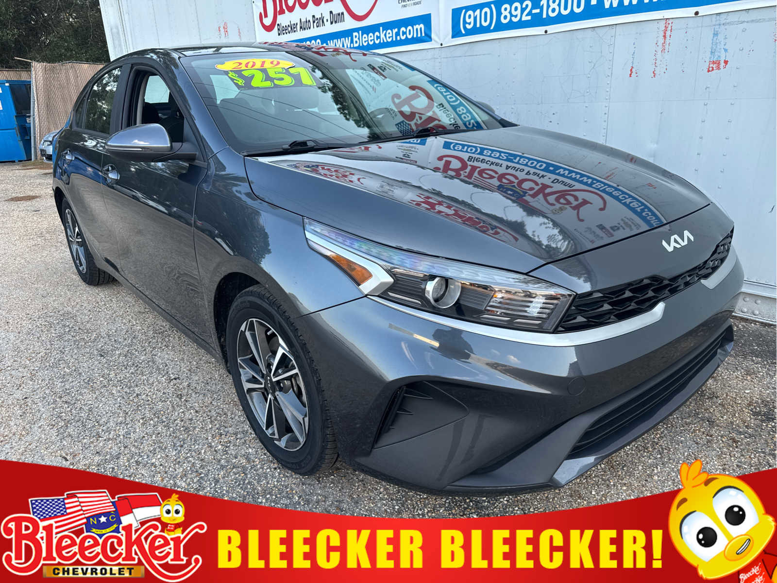 Used 2023 Kia Forte LXS w/ LXS Technology Package FWD image 1