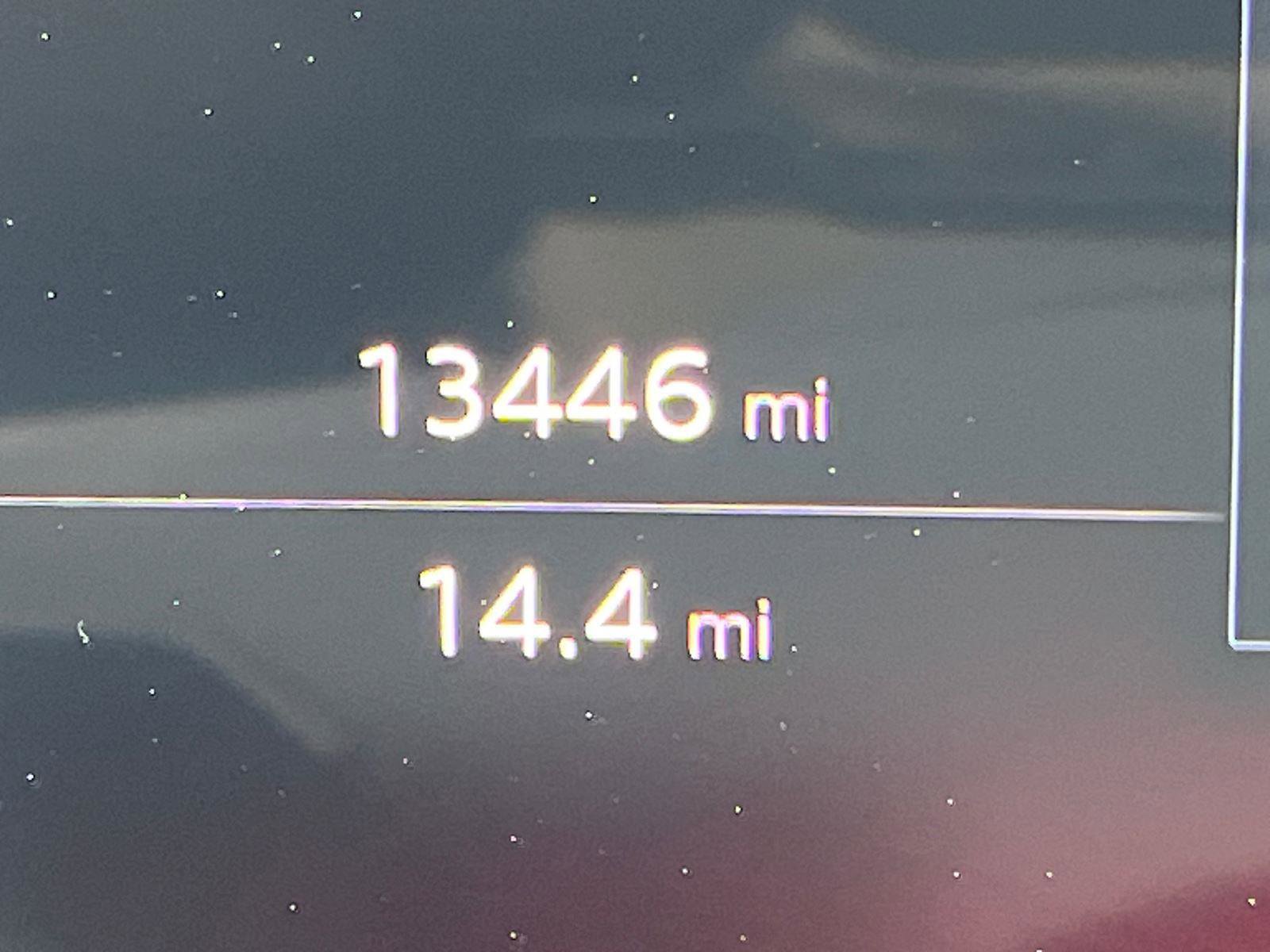 Used 2025 Audi SQ5 Premium Plus w/ Premium Plus Package image 29