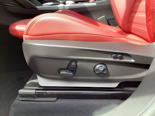 Used 2024 Alfa Romeo Stelvio Veloce image 16