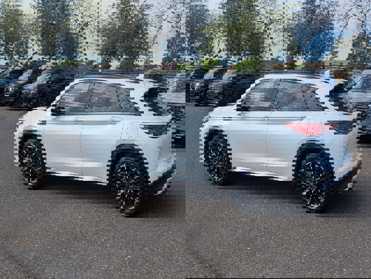 Certified 2023 INFINITI QX50 Sport image 4