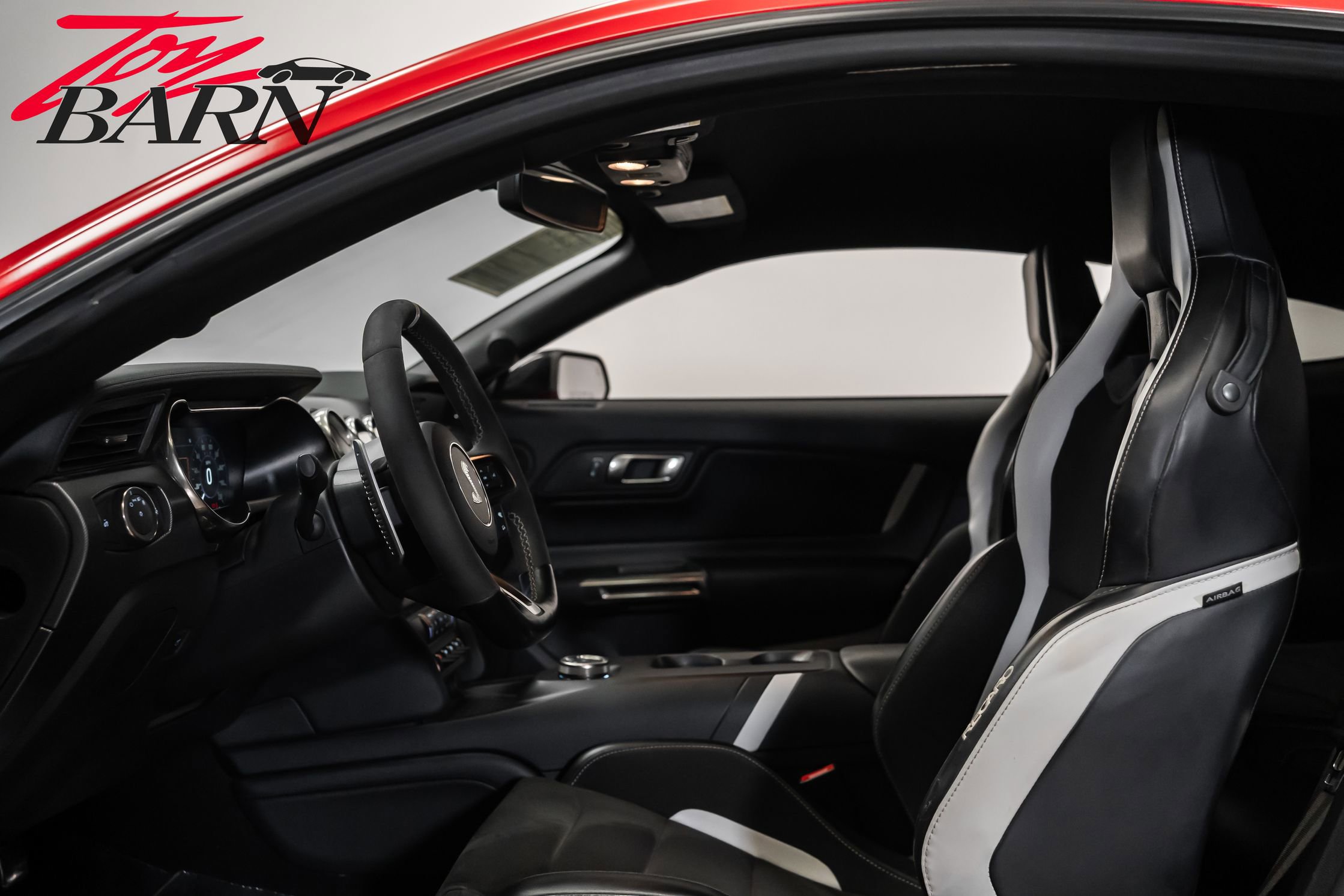 Used 2020 Ford Mustang Shelby GT500 w/ Technology Package image 25