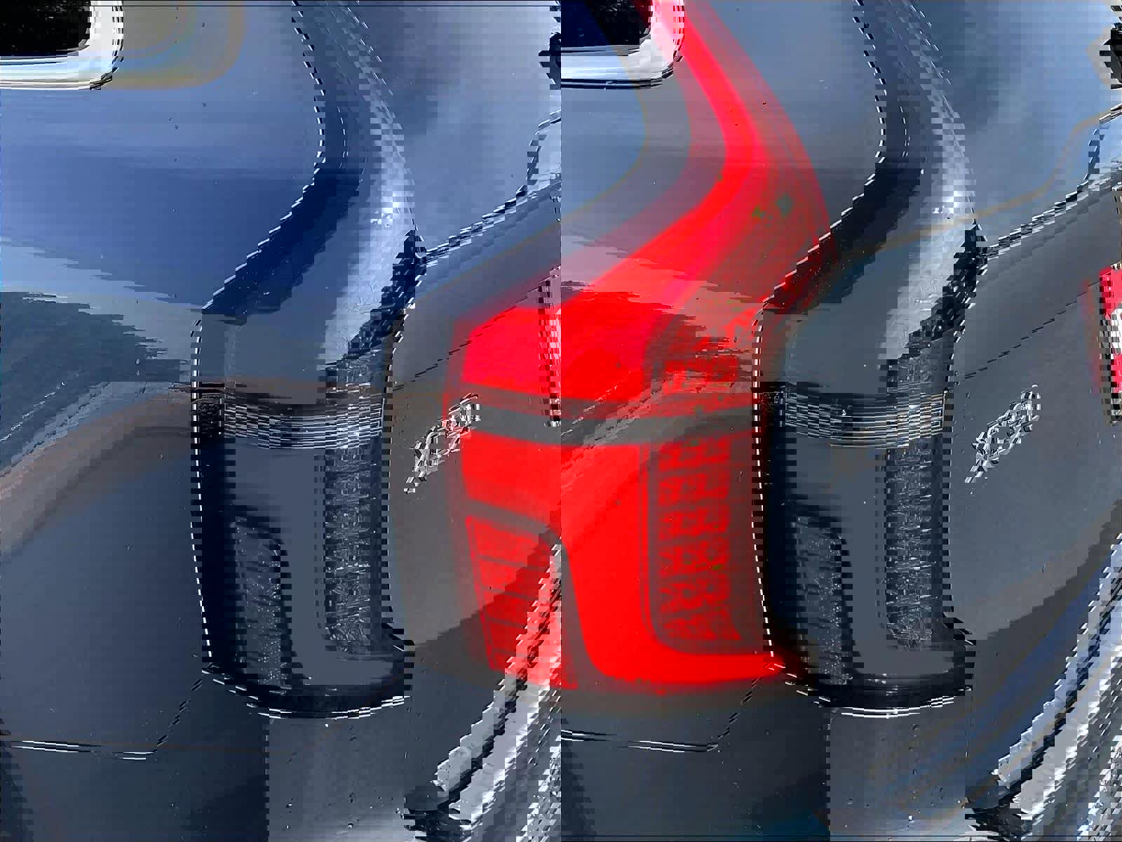 New 2026 Volvo XC90 B5 Plus w/ Protection Package image 25