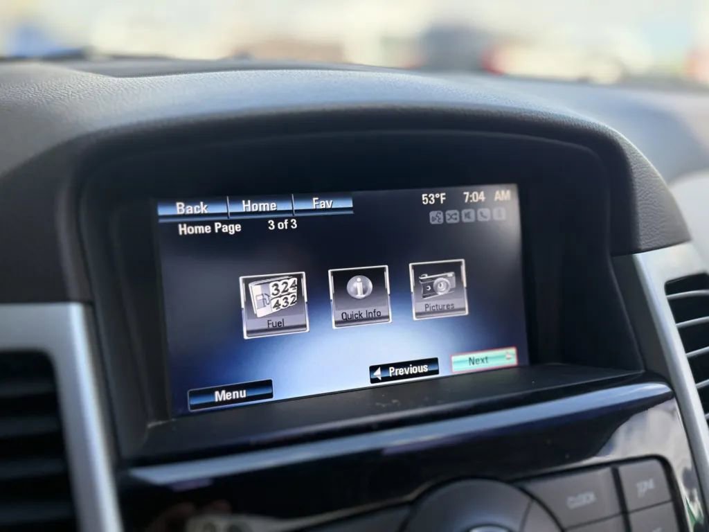 Used 2015 Chevrolet Cruze LT w/ Sun, Sound and Sport Package image 22