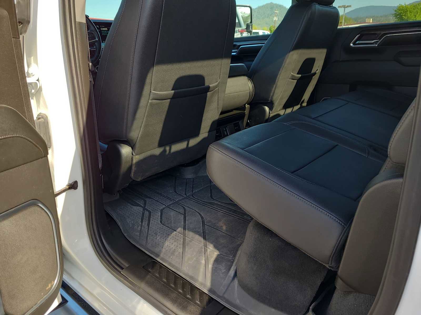 Used 2024 Chevrolet Silverado 2500 LTZ AWD/4WD image 20