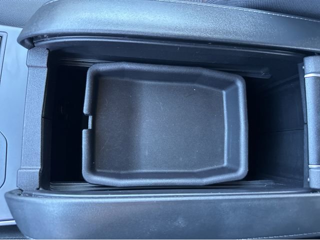 Used 2024 Toyota Highlander LE FWD image 26