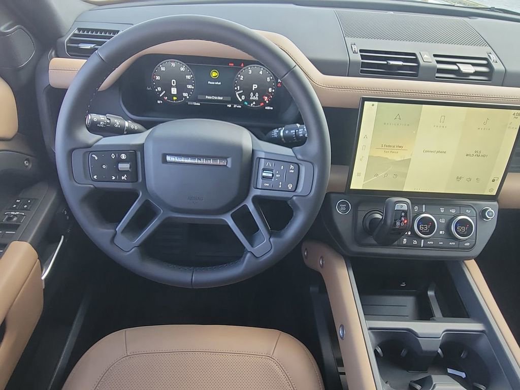 New 2026 Land Rover Defender 130 X-Dynamic SE image 18